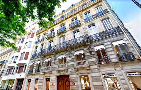 56 avenue montaigne